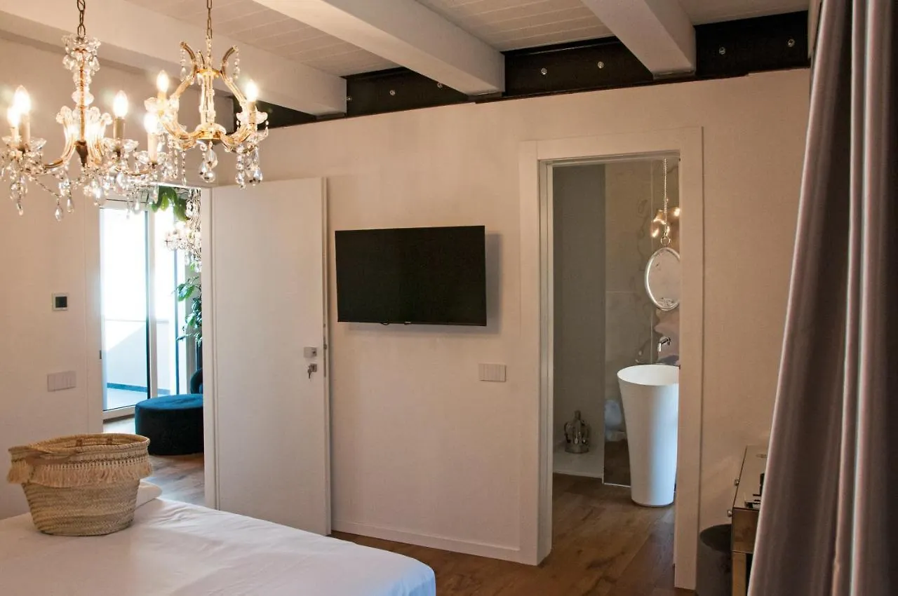 Ca' Squero911 Luxury Rooms Cesenatico